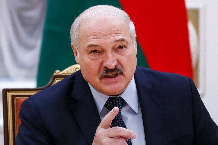Лукашенко нареди „Орешник“ да се постави во Белорусија