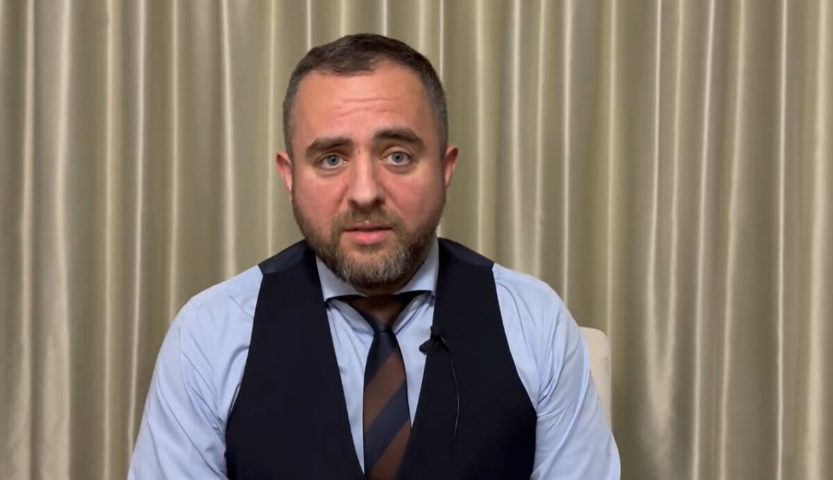 МВР има видео материјал од минувањето на границата од страна на Груби, полицаецот е суспендиран, вели Тошковски за обвинувањата на СДСМ