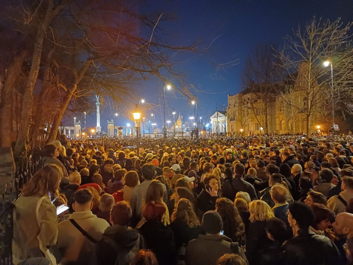 На протестите во Тбилиси беа приведени 224 лица