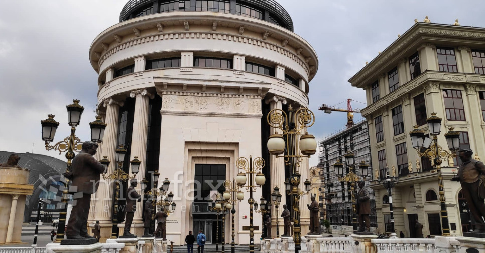 По назначувањето две лица на црната листа на САД, ОЈО ја засилува истрагата