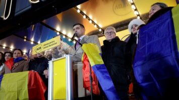 По пребројувањето, романскиот Уставен суд ги потврди резултатите од претседателските избори