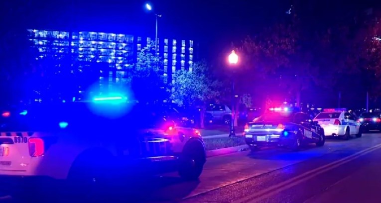 Тригодишно момче пронашло пиштол во станот во Вашингтон: ја повредило петгодишната сестра