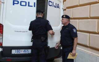 Уапсен 19-годишниот напаѓач во хрватското учлилиште, обвинет е за 45 кривични дела