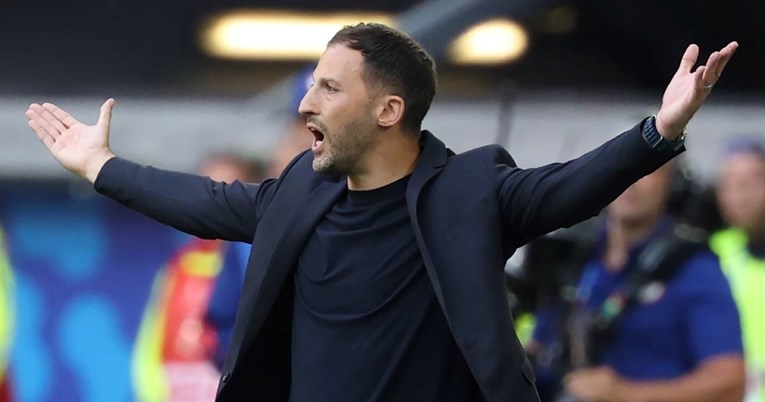 Белгија го отпушти селекторот Тедеско