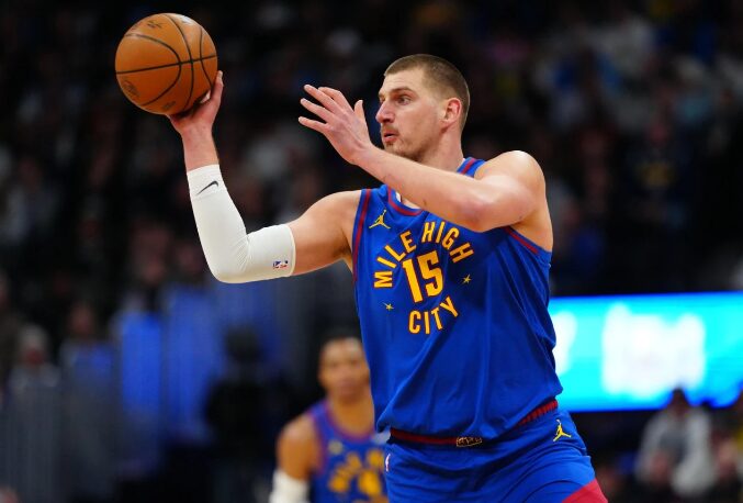 (Видео) Јокиќ најдобар шутер за три поени во НБА