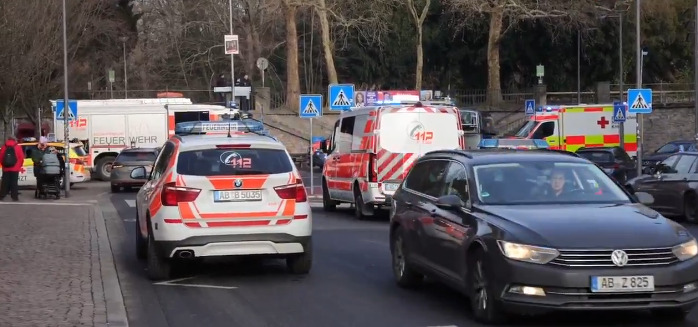 (Видео) Две лица загинаа во напад во парк во Германија