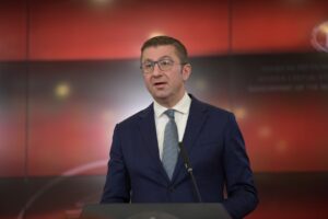 (Видео) Мицкоски: 250 милиони евра од унгарскиот кредит ќе бидат наменети за развој на домашните компании