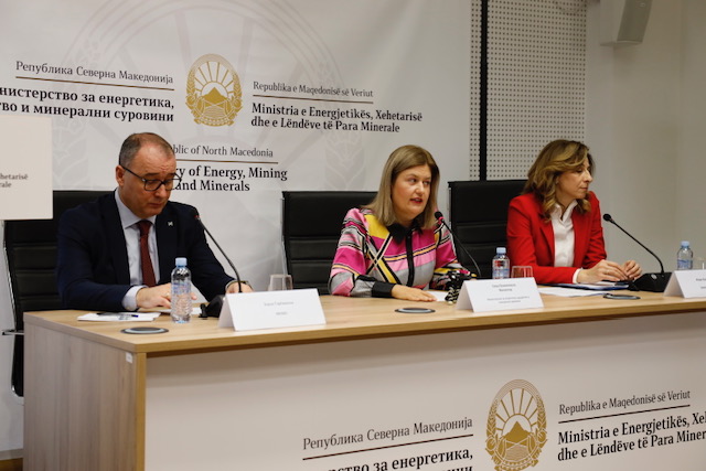 Компаниите  да ги користат можностите на домашната берза за електрична енергија порача Божиновска