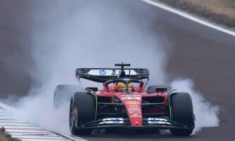 Луис Хамилтон излета од патеката за време на приватниот тест на Ферари во Барселона