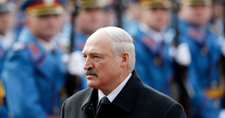 Лукашенко го „освои“ седмиот мандат