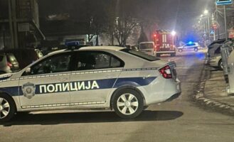 Маж влегол во училиште во Белград и се заканувал дека ќе ги убие вработените