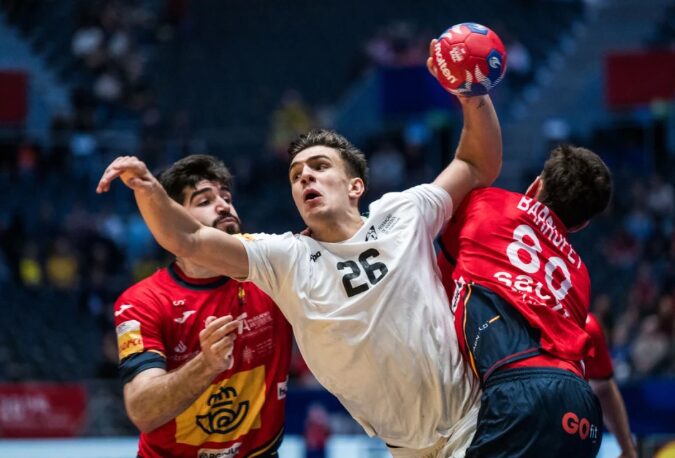 Португалците ја растурија Шпанија, први изборија место во четвртфиналето