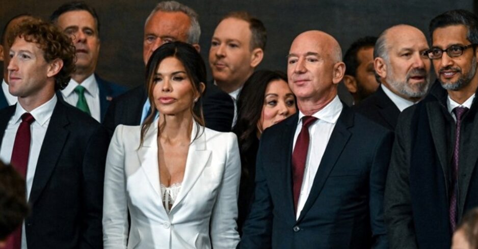 Свршеницата на Безос критикувана за облеката на инаугурацијата: „Ја заборавила кошулата“