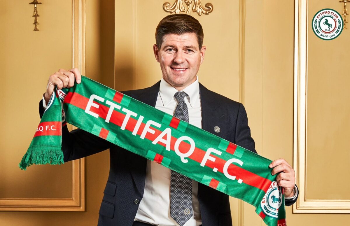 Стиви Џи спогодбено се раздели со Ал Етифак