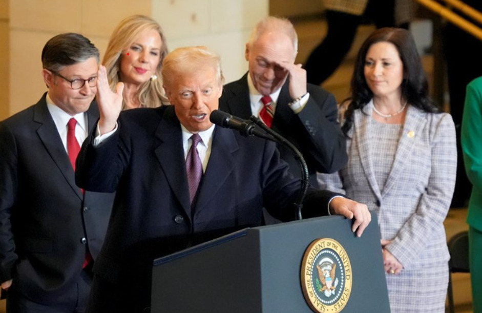 Трамп: Бајден помилува луѓе виновни за многу тешки злосторства