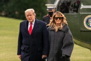 Трамп пристигна во Вашингтон
