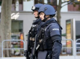 Австрија: Уапсен тинејџер, планирал напад на железничка станица во Виена