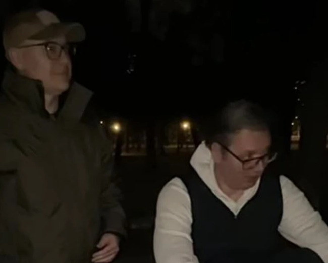 (Видео) Вучиќ на тренинг во парк со Вучевиќ и Мали: „Решиле да не бркаат, можеби веслата ќе ни помогнат“