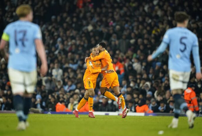 (Видео) Голем пресврт на Реал во Манчестер, Јувентус го победи ПСВ, Борусија убедлива во Лисабон