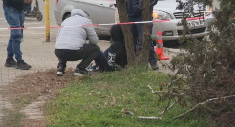 (Видео) Две лица избодени во центарот на Софија, уапсена 22-годишна жена