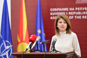 (Видео) Лукаревска: Наместо половични мерки, власта да ги прифати предлозите на СДСМ за намалување на ДДВ за струјата и укинување за храната