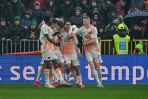 (Видео) Рома победи во Венција – Дибала од пенал го реши натпреварот