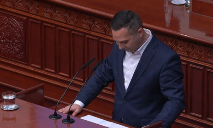 (Видео) Цветков до Дурмиши: Кој ќе преземе одговорност за дебаклот со мерките и штетата по џебот на граѓаните