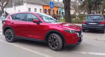 Возач со џип се залетал во средношколци кои биле на блокада во Србија