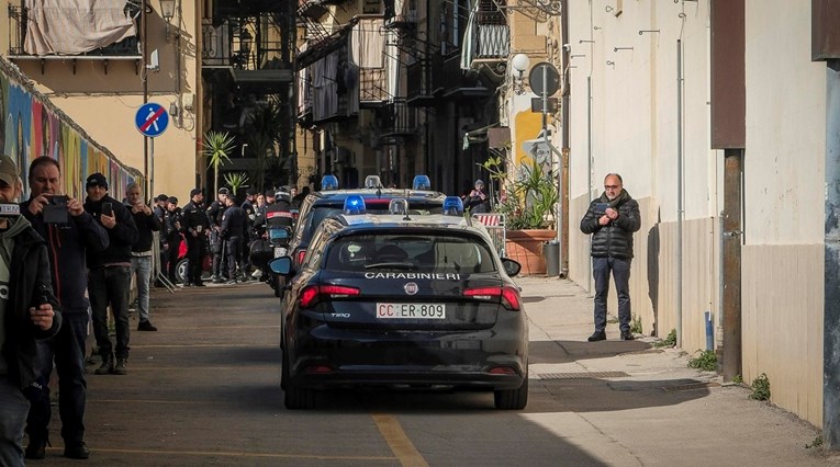Голема акција против мафијата во Италија, Палермо под опсада, уапсени 130 лица
