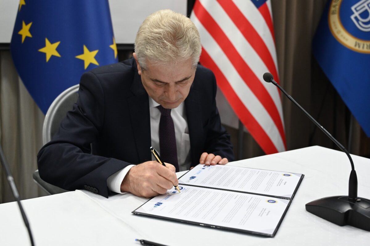 ДУИ потпиша декларација за усогласување со Стратегијата на САД за борба против корупцијата