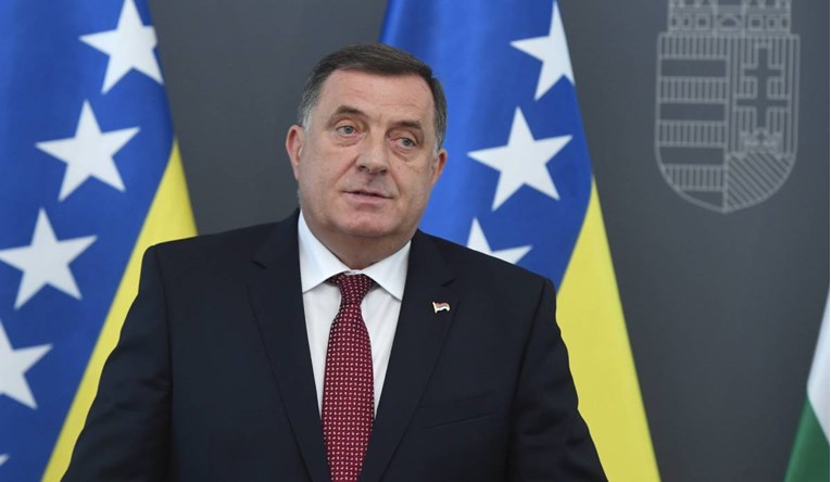 Додик осуден на една година затвор