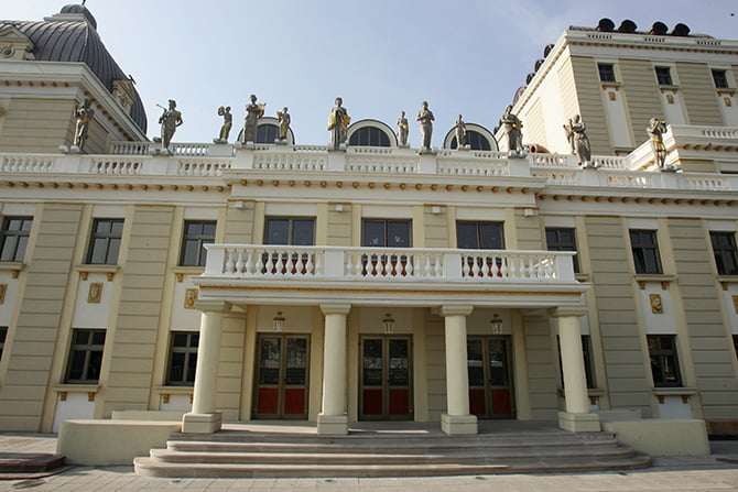 Дојавата за бомба е лажна, кажаа од МВР