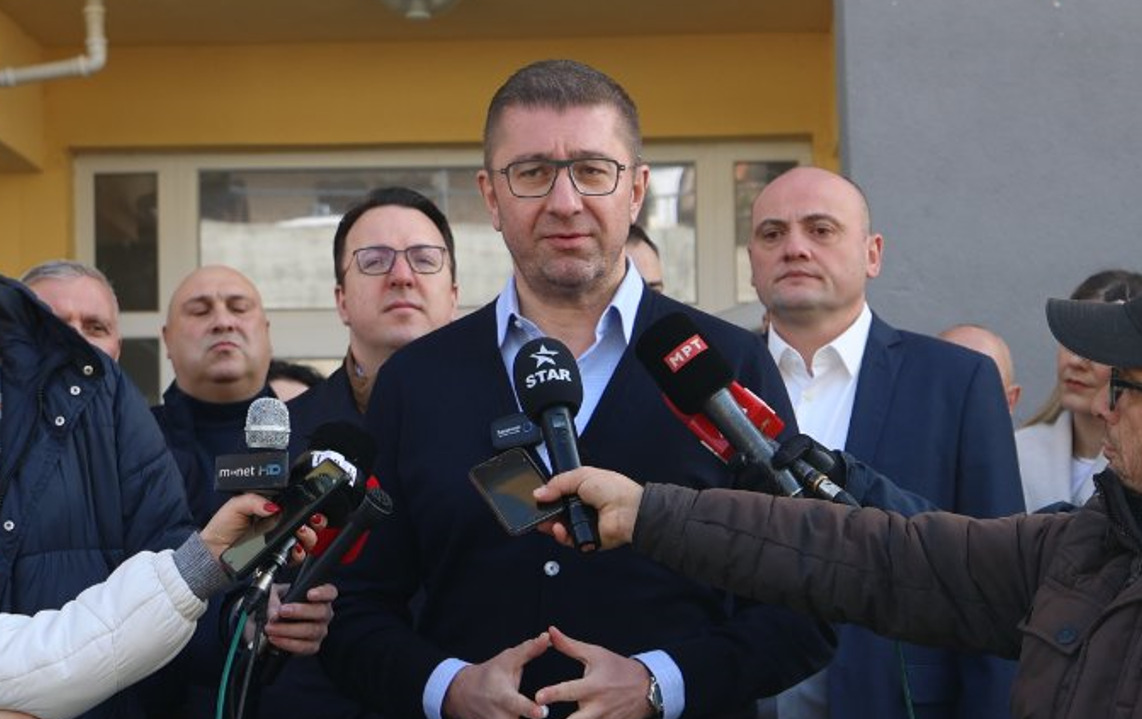 Месецов ќе почнеме со интерните анкети за кандидатите за градоначалници, рече Мицкоски