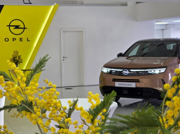 НОВИОТ OPEL GRANDLAND ПРИСТИГНА ВО МАКЕДОНИЈА!