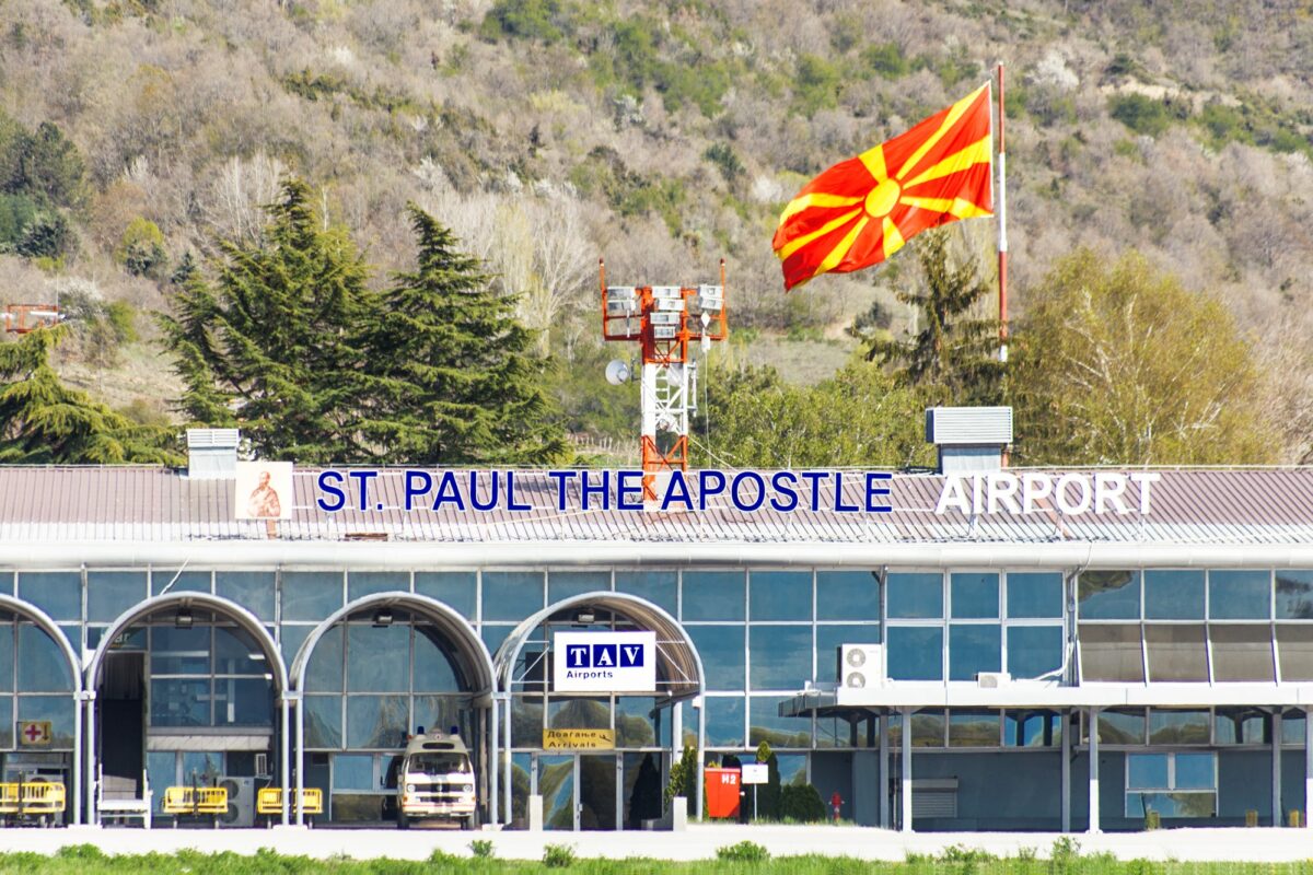 Најавена изградба на нова терминална зграда и реконструкција на охридскиот аеродром