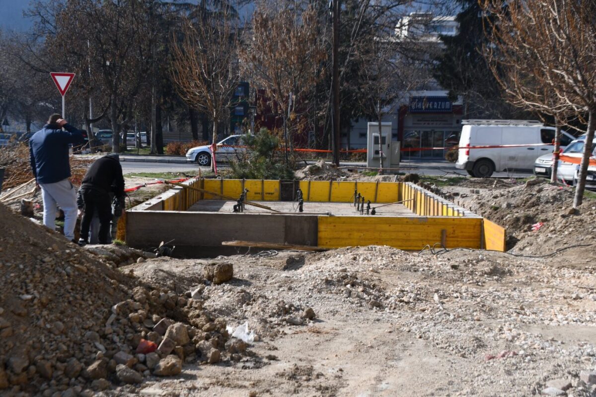 Општина Кисела Вода гради нова фонтана во паркчето „Срце“