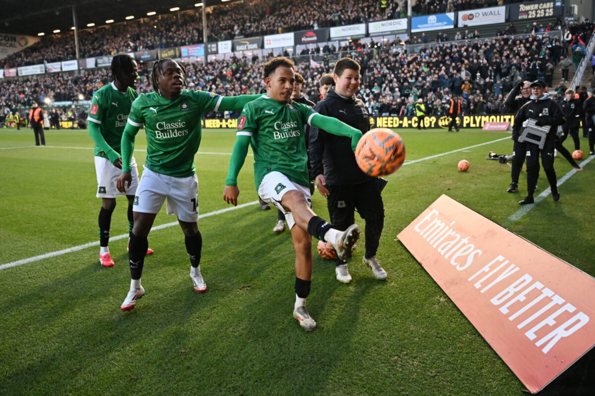 Плимут го исфрли Ливерпул, сега ќе игра против Манчестер сити