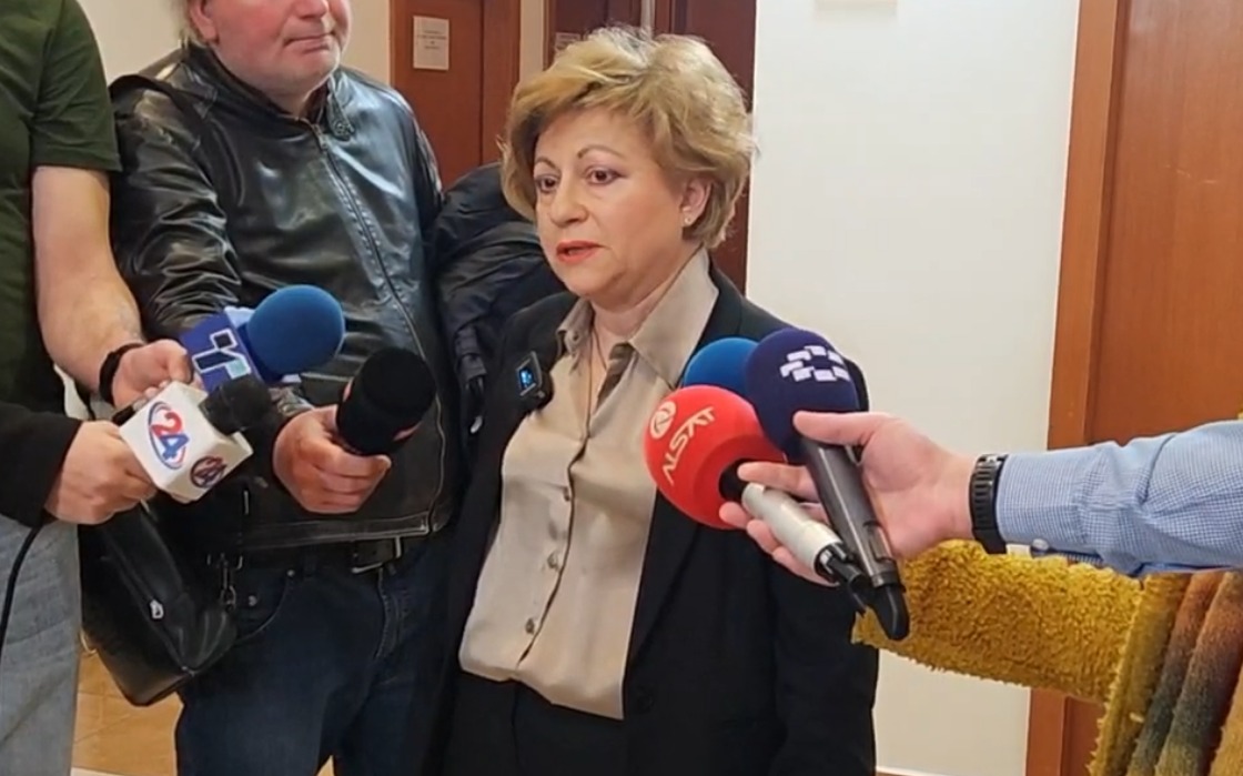 Тања Чачарова-Илиевска не е спремна да зборува за став за интерпелацијата, но забележала дека се бара колективна одговорност