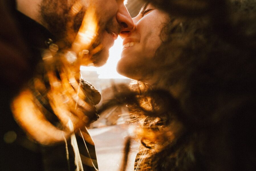 Тешко се освојуваат: хороскопски знаци кои се најпребирливи во барање партнер