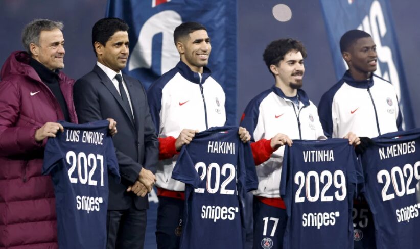 Тренерот и тројца играчи потпишаа нови договори со ПСЖ