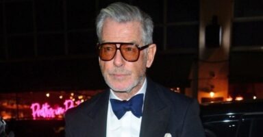 (Фото) Поранешниот Џејмс Бонд блесна на БАФТА вечерта и ги воодушеви обожавателите со својот изглед