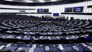 Членови на Европскиот парламент: Европа повеќе не може да зависи од САД