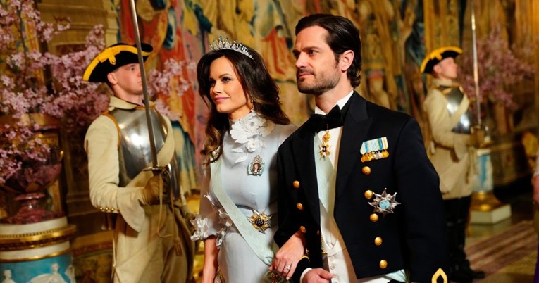 Шведската кралска двојка го доби четвртото дете, откриени полот и името