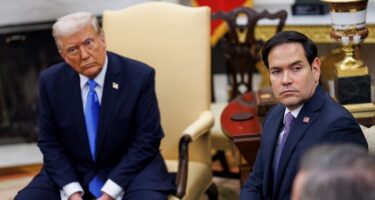 Шефот на диломатијата на Трамп: Нема средба меѓу Путин и Трамп без напредок за крај на војната