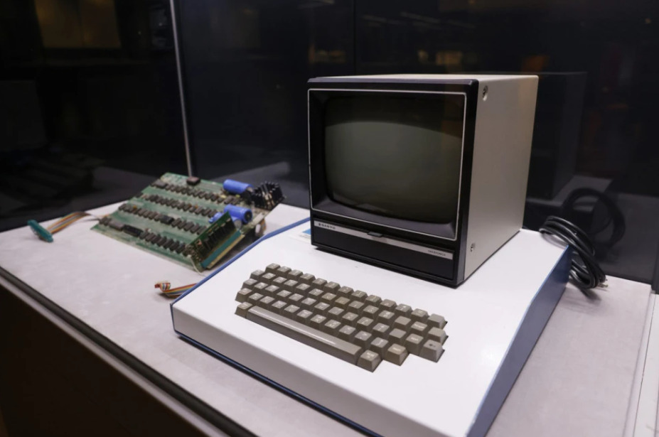 Apple-1 продаден за цело богатство