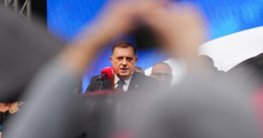 Адвокатот на лидерот на босанските Срби: Не знаеме дали ќе се жалиме, Додик немаше правично судење
