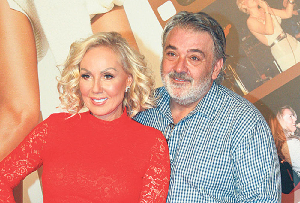 (Видео) Цела естрада на слава кај Брена