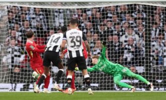 (Видео) Њукасл го освои Лига купот, во финалето го победи Ливерпул