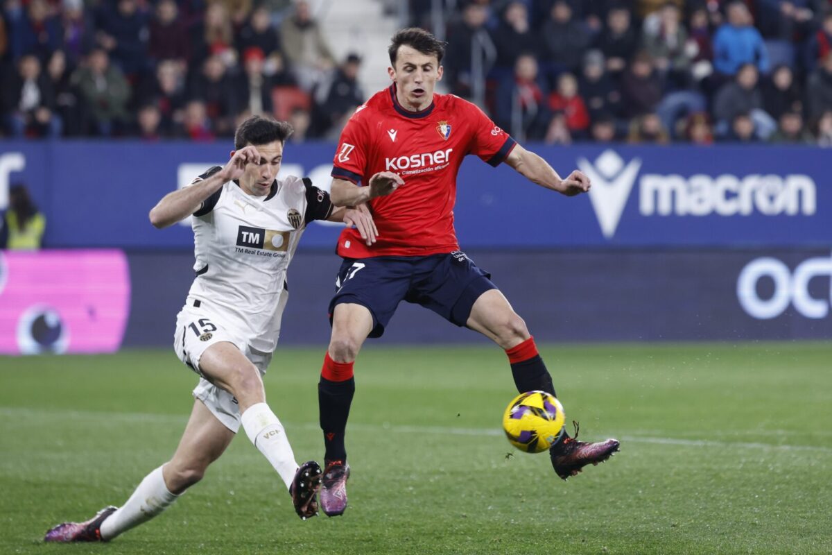 (Видео) Волеј на Ороз и гол со петица на Садик, реми меѓу Осасуна и Валенсија