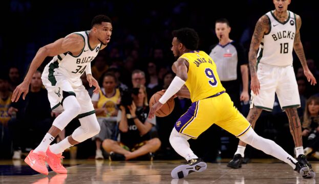 (Видео) Десеткуваните Лејкерси без шанси против Јанис и Милвоки